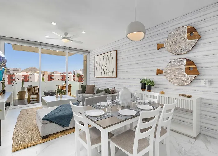 Marea Walk To Medano Stylish In Cabo Apartamento
