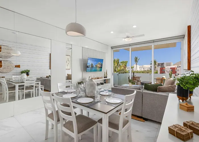 Marea Walk To Medano Stylish In Cabo Apartamento